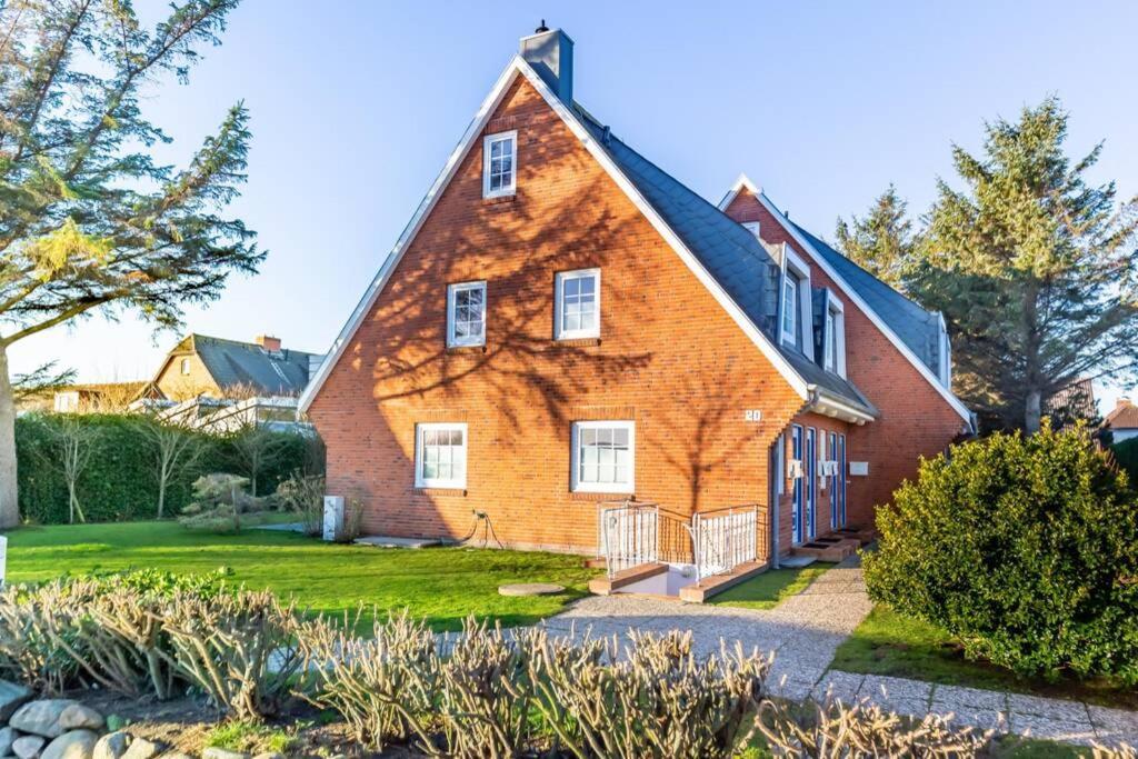 Maritim Und Individuell In Wenningstedt Mit Balkon Apartment Exterior photo